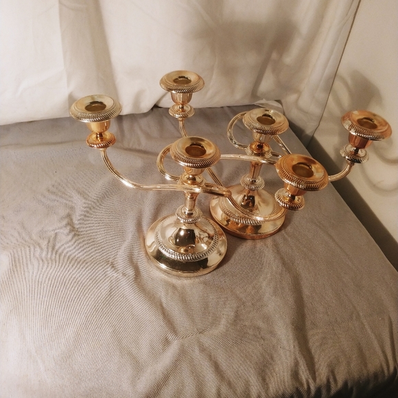 🌟🌟host pick🌟🌟!!1 pair of matching candlesticks. - Picture 3 of 7